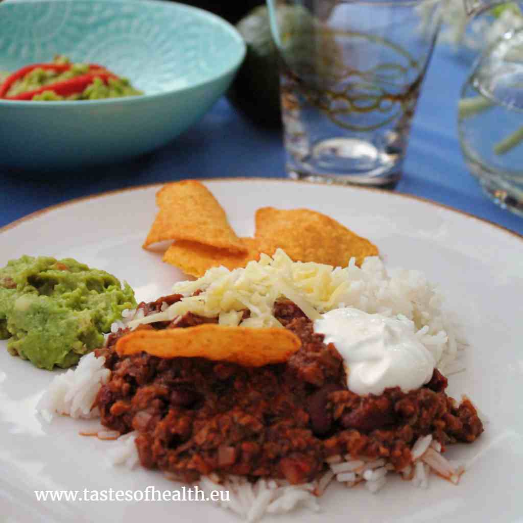 what is vegan chilli made of